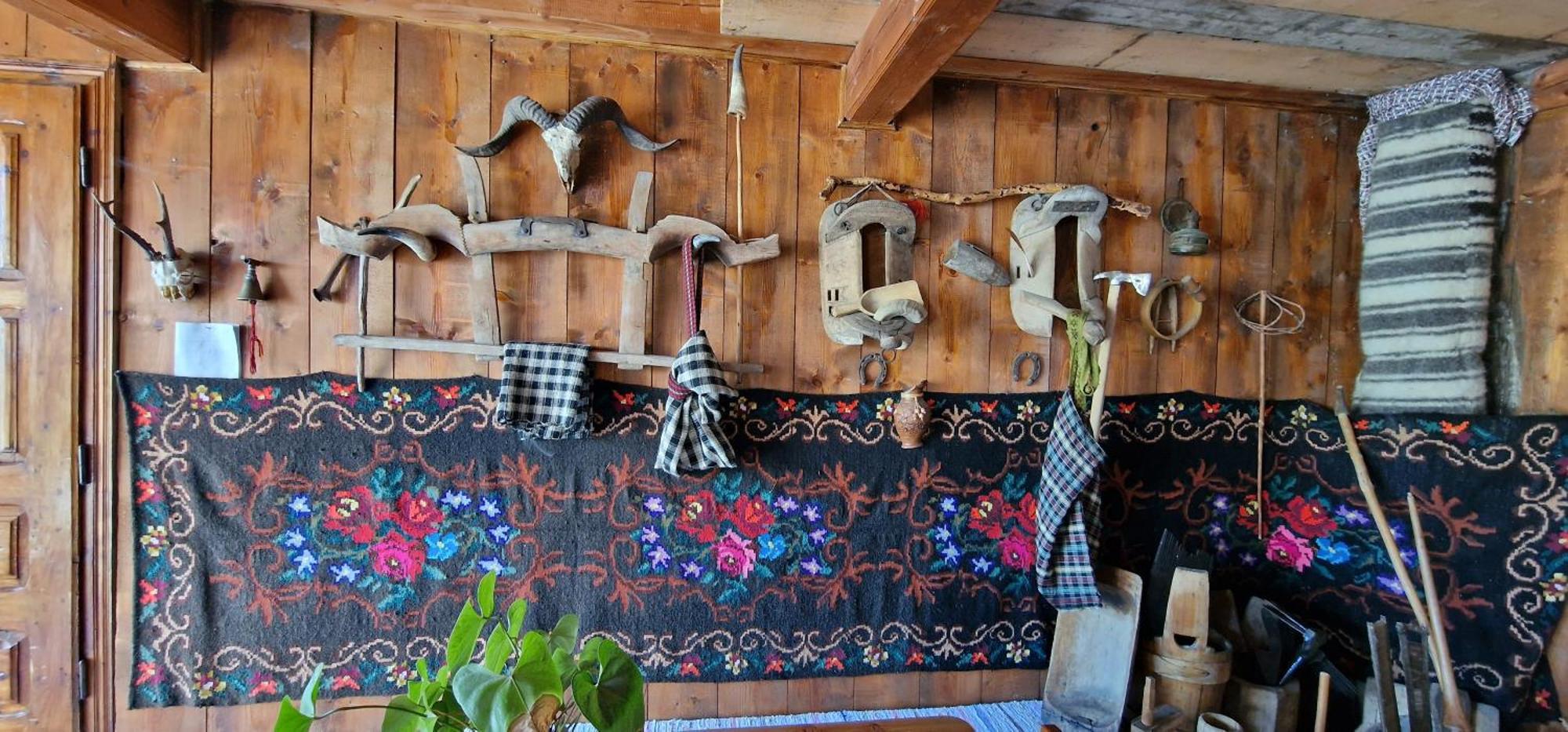 Отель Casa Agroturistica Tarancuta Din Ватра Молдовицей Экстерьер фото