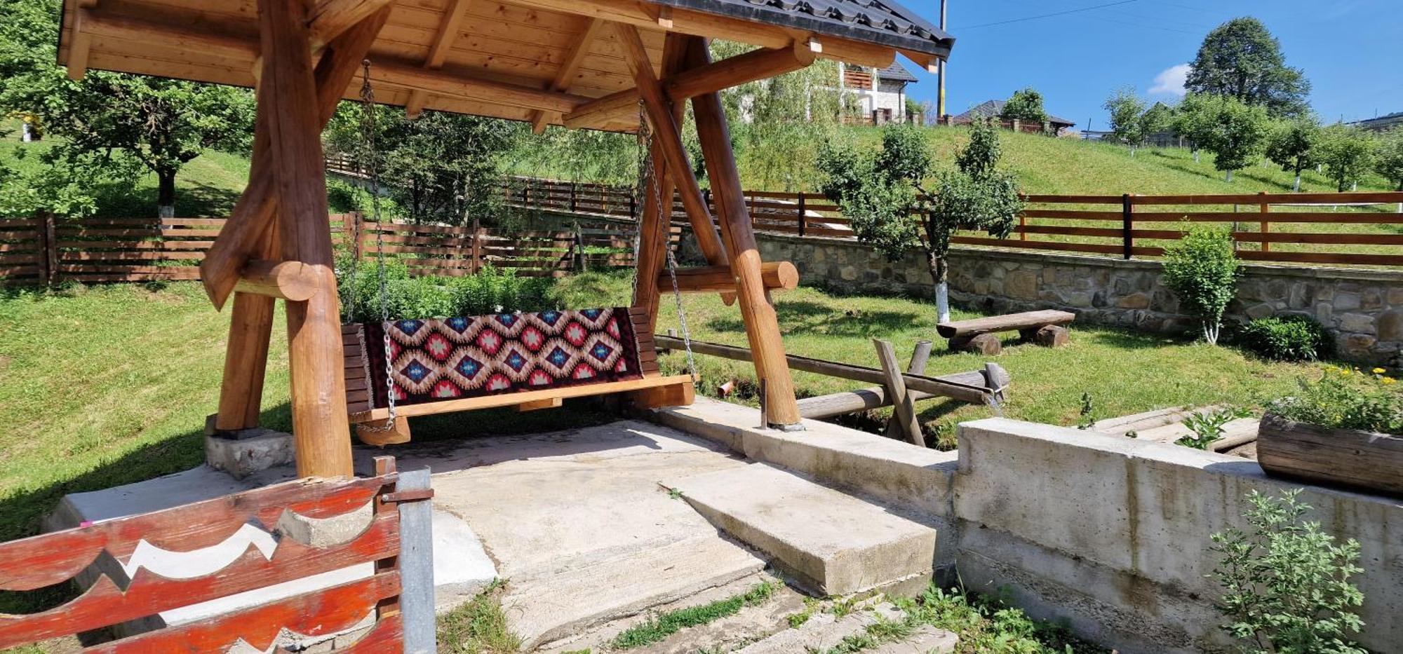 Отель Casa Agroturistica Tarancuta Din Ватра Молдовицей Экстерьер фото
