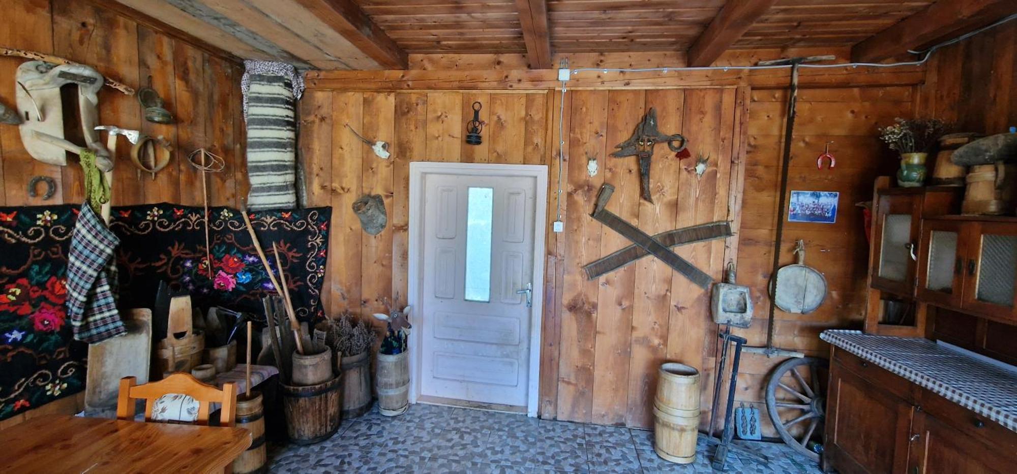 Отель Casa Agroturistica Tarancuta Din Ватра Молдовицей Экстерьер фото