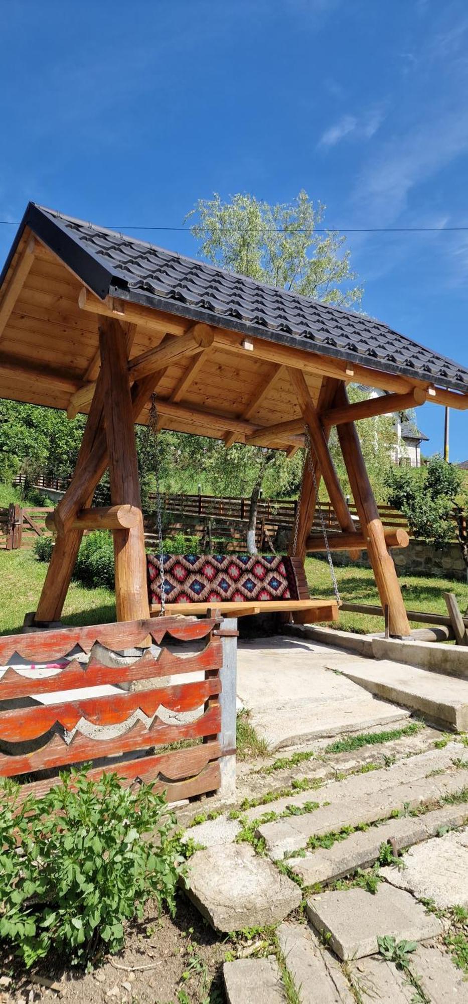 Отель Casa Agroturistica Tarancuta Din Ватра Молдовицей Экстерьер фото
