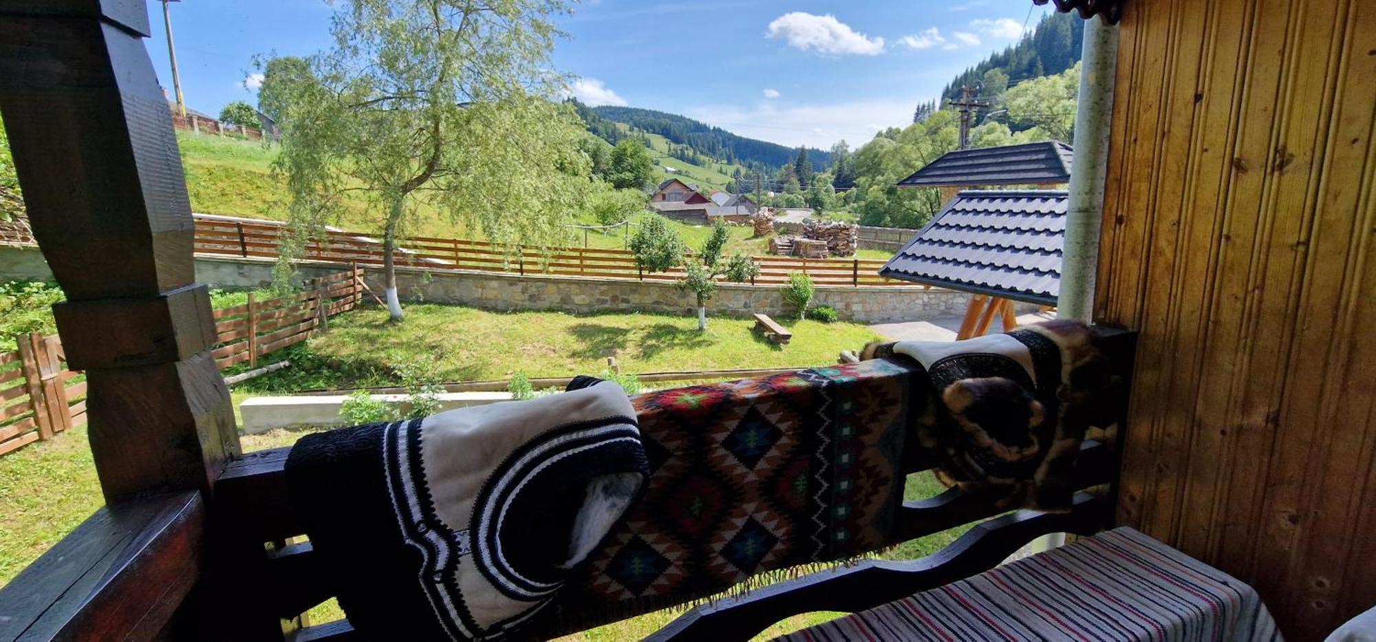 Отель Casa Agroturistica Tarancuta Din Ватра Молдовицей Экстерьер фото